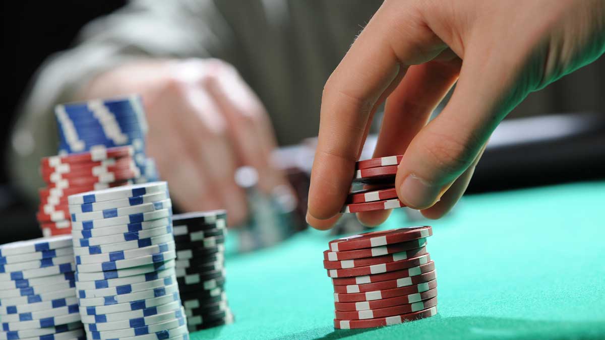 Benefits of Straddling In Poker